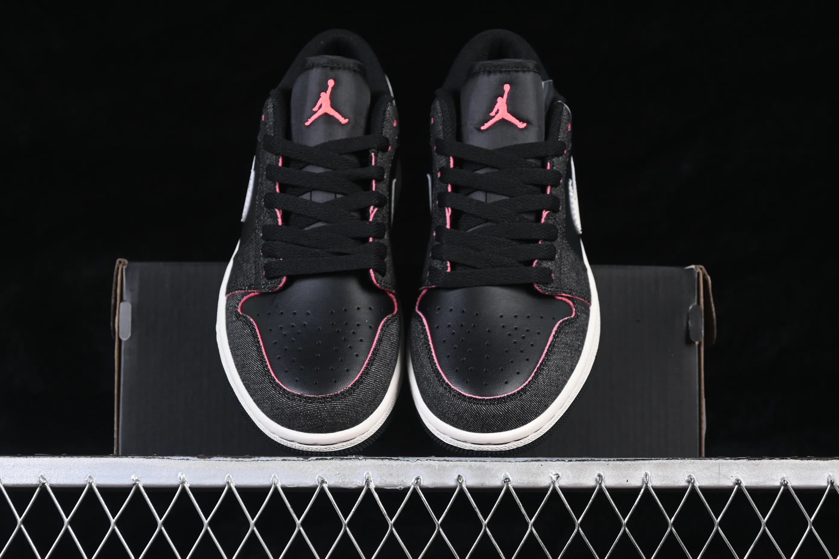 All categories Air Jordan Jordan series basketball shoes Air Jordan 1 Low Air Jordan 1 Low AJ1 Joe 1 black denim low-top cultural casual sneakers IR0842-010